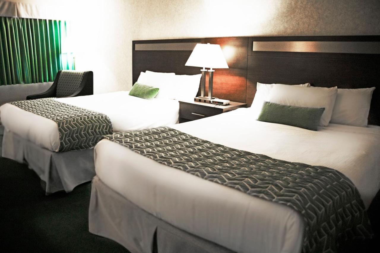 Ramada By Wyndham Hotel Quesnel Luaran gambar
