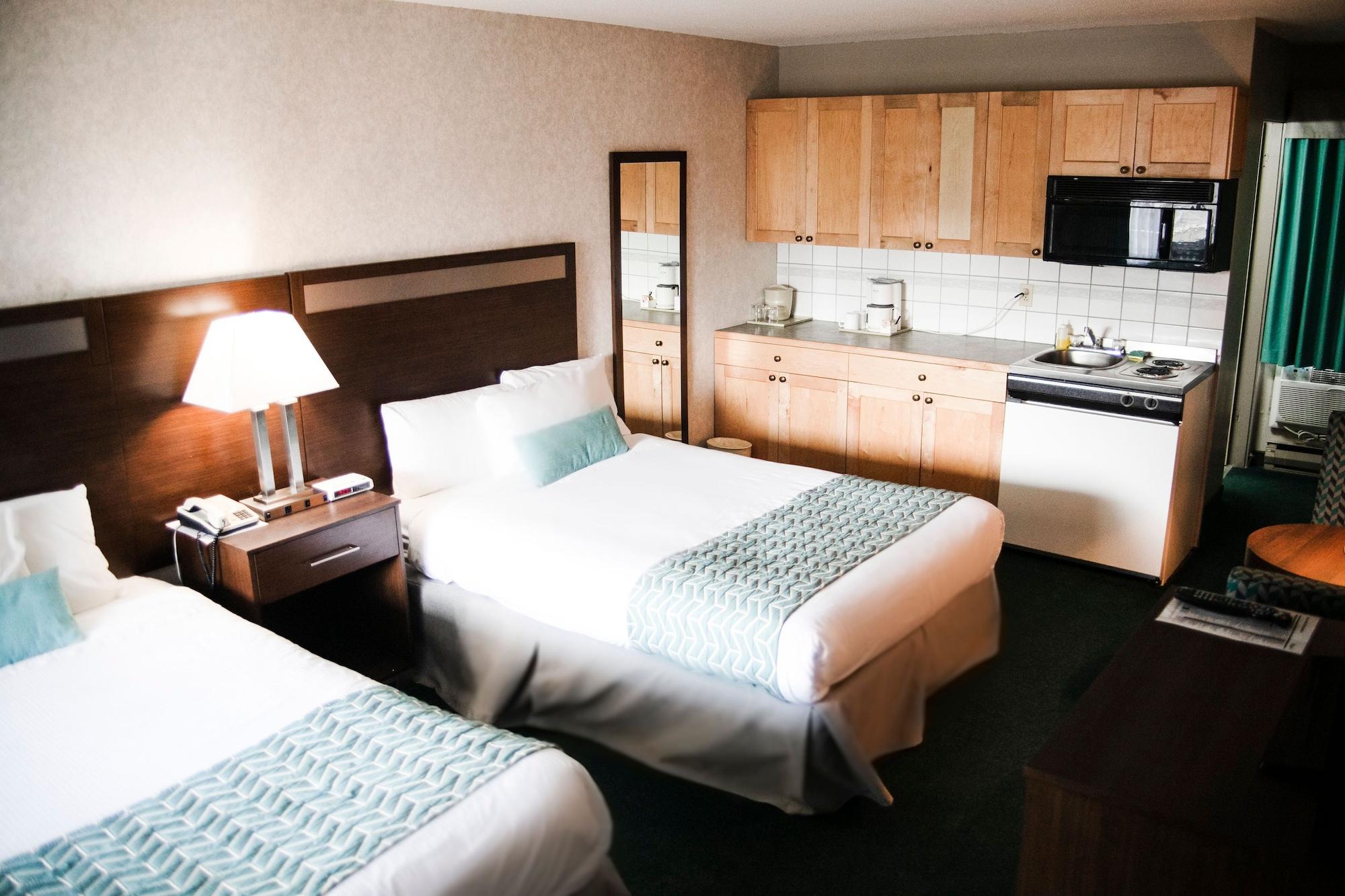 Ramada By Wyndham Hotel Quesnel Luaran gambar